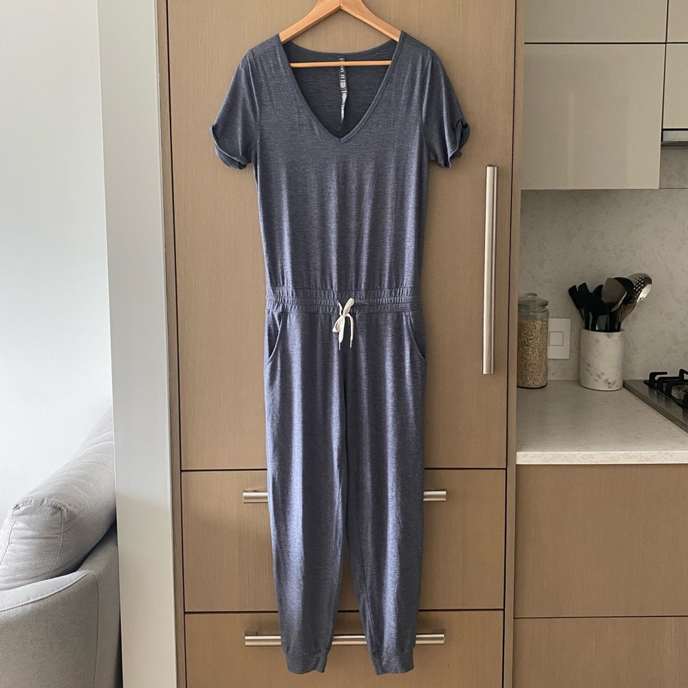 Vuori all day jumpsuit